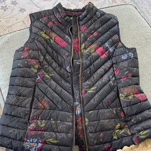 Joules Black Floral Quilted Vest